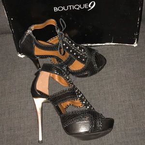 Boutique 9 Caphis Heeled Sandals